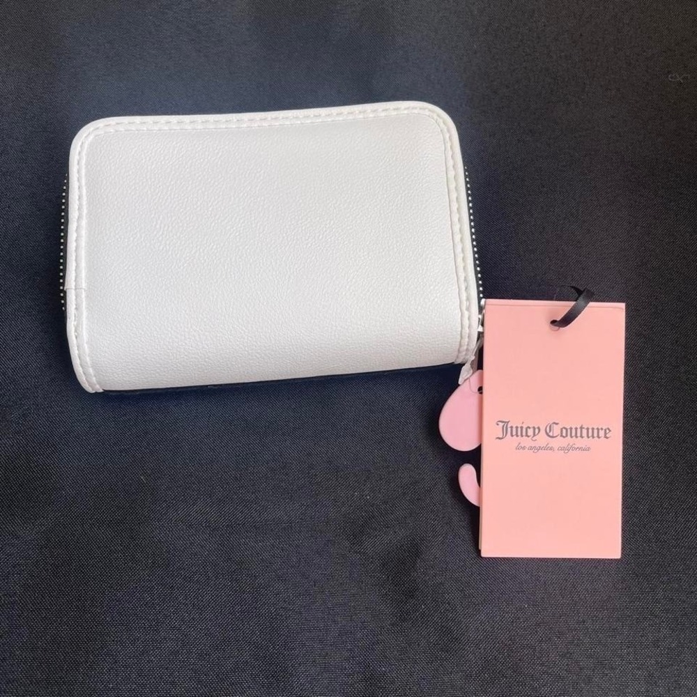 Juicy couture‎ black and white wallet - Picture 5 of 5